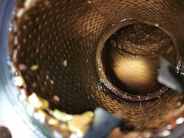 工業循環水里的水垢水銹如何清理？