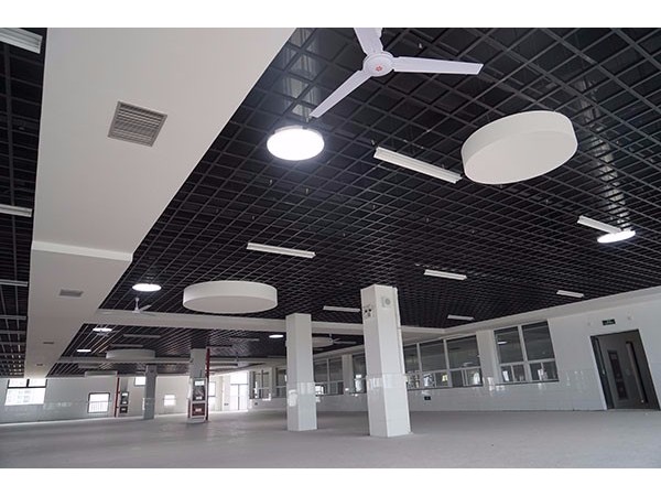 地下空間的自然采光解決方案——索樂圖導(dǎo)光管采光系統(tǒng)