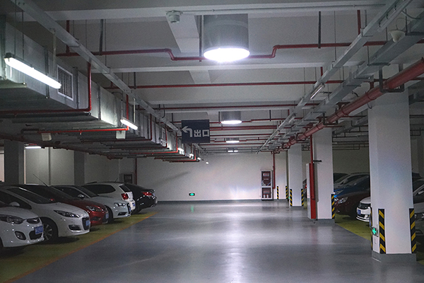 有了索樂圖導光管采光系統，這處建筑獲得LEED鉑金綠色建筑認證